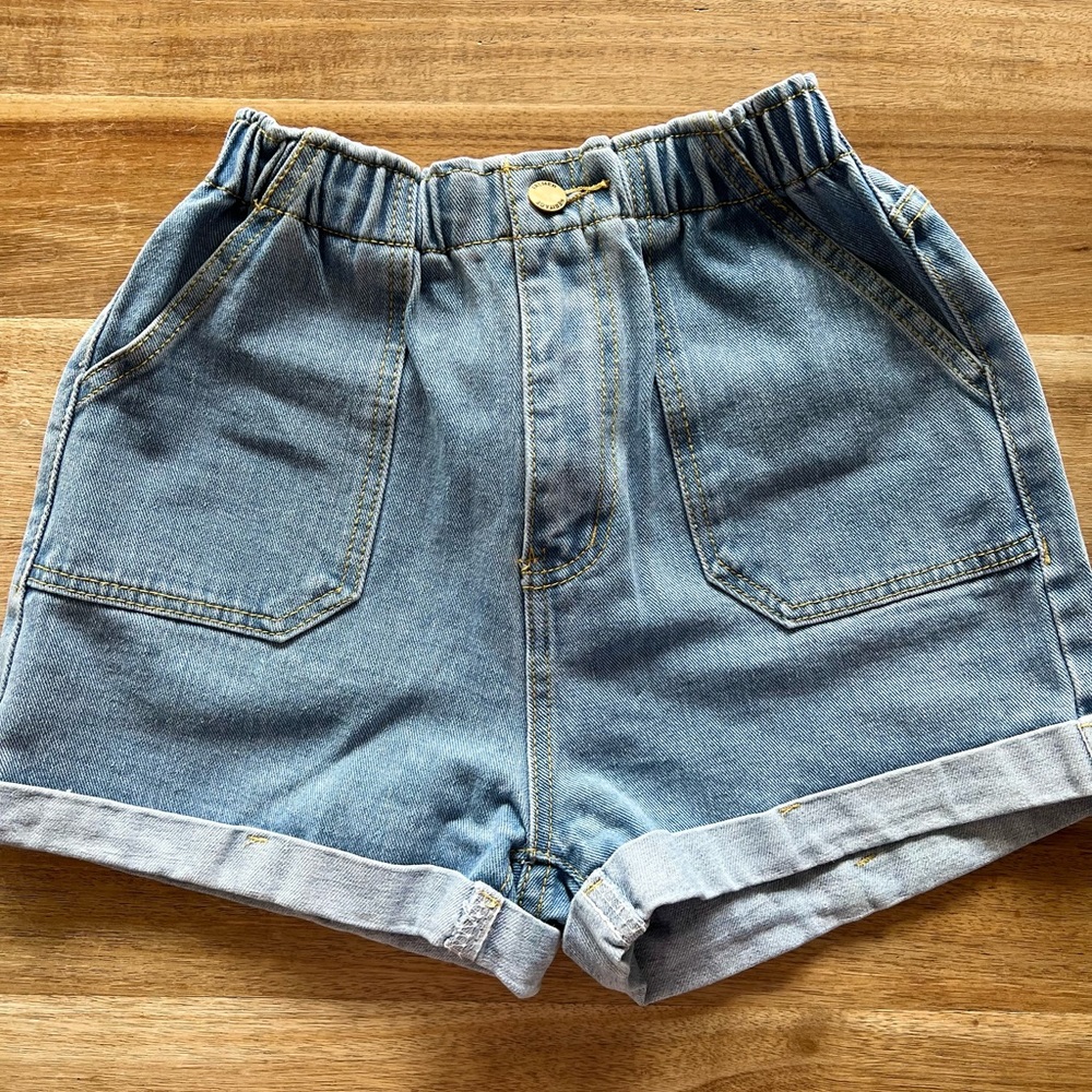 SHEIN paper bag waist short size small- NWOT
